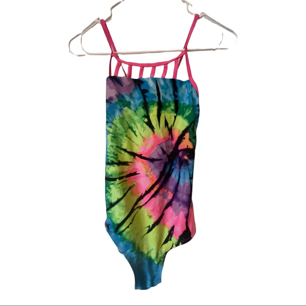 Justice size 14 one piece swimsuit in great condition
